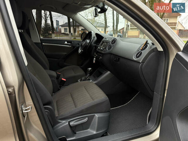 Коричневий Фольксваген Тігуан, об'ємом двигуна 2 л та пробігом 210 тис. км за 13900 $, фото 29 на Automoto.ua