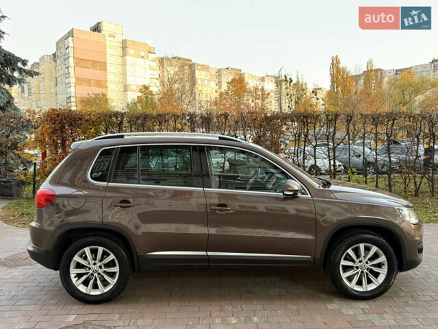 Коричневий Фольксваген Тігуан, об'ємом двигуна 1.97 л та пробігом 168 тис. км за 15990 $, фото 3 на Automoto.ua