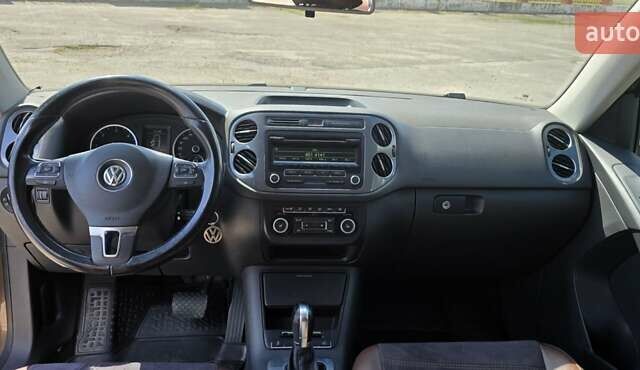 Коричневый Фольксваген Тигуан, объемом двигателя 1.97 л и пробегом 230 тыс. км за 13500 $, фото 12 на Automoto.ua