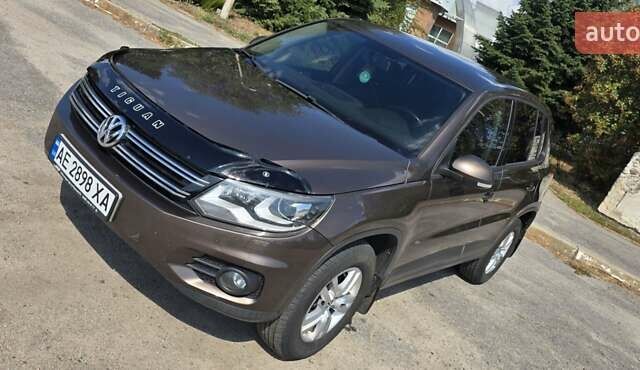 Коричневый Фольксваген Тигуан, объемом двигателя 1.97 л и пробегом 230 тыс. км за 13500 $, фото 6 на Automoto.ua