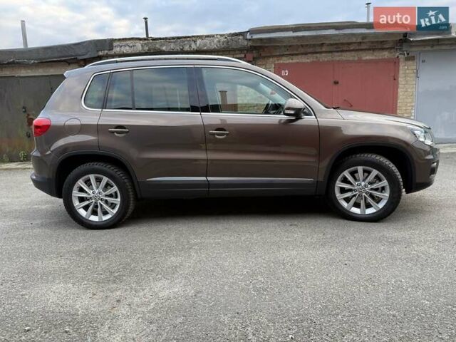 Фольксваген Тигуан 2013 в Киеве на Automoto.ua Коричневый Фольксваген Тигуан, объемом двигателя 1.99 л и пробегом 177 тыс. км за 15999 $, фото 12 на Automoto.ua