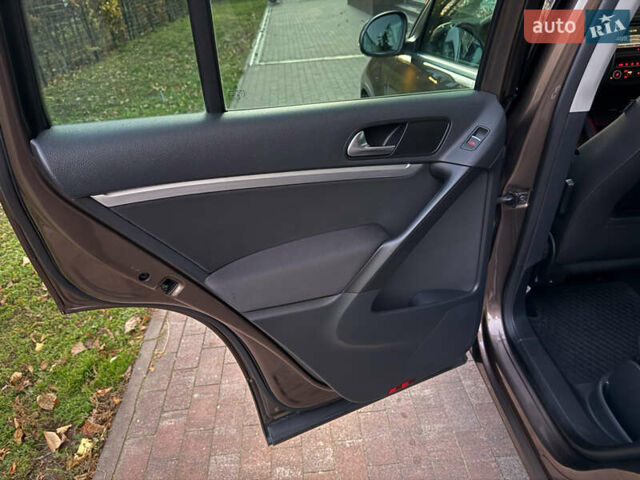 Коричневий Фольксваген Тігуан, об'ємом двигуна 1.97 л та пробігом 168 тис. км за 15990 $, фото 25 на Automoto.ua