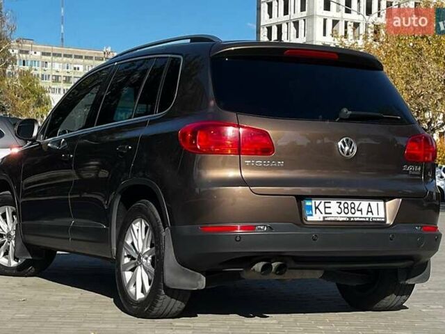 Коричневый Фольксваген Тигуан, объемом двигателя 1.97 л и пробегом 175 тыс. км за 17498 $, фото 4 на Automoto.ua