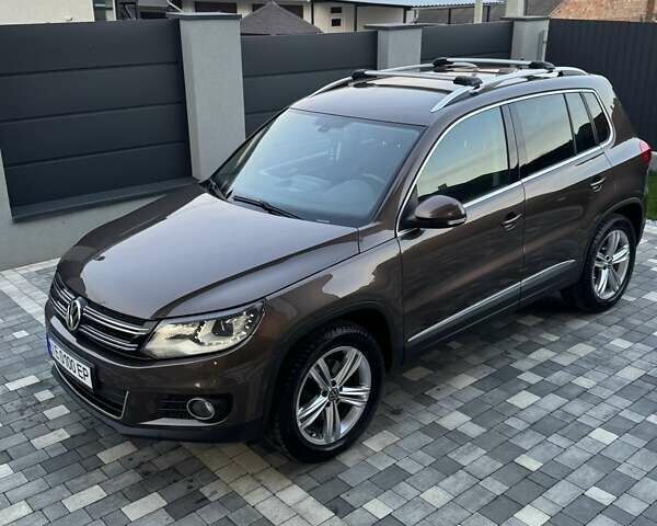 Коричневый Фольксваген Тигуан, объемом двигателя 1.97 л и пробегом 276 тыс. км за 16200 $, фото 6 на Automoto.ua