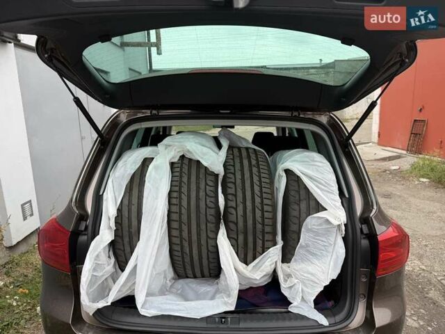 Фольксваген Тигуан 2013 в Киеве на Automoto.ua Коричневый Фольксваген Тигуан, объемом двигателя 1.99 л и пробегом 177 тыс. км за 15999 $, фото 59 на Automoto.ua