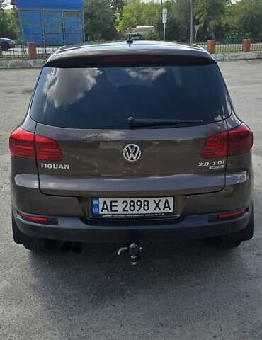 Коричневый Фольксваген Тигуан, объемом двигателя 1.97 л и пробегом 230 тыс. км за 13500 $, фото 9 на Automoto.ua