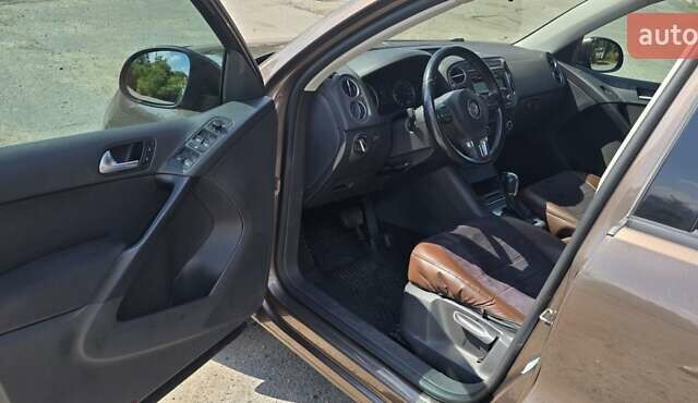 Коричневый Фольксваген Тигуан, объемом двигателя 1.97 л и пробегом 230 тыс. км за 13500 $, фото 19 на Automoto.ua