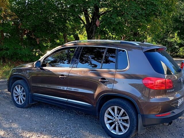 Коричневый Фольксваген Тигуан, объемом двигателя 2 л и пробегом 176 тыс. км за 17000 $, фото 2 на Automoto.ua