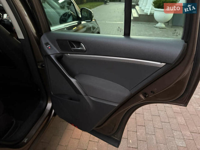 Коричневий Фольксваген Тігуан, об'ємом двигуна 1.97 л та пробігом 168 тис. км за 15990 $, фото 30 на Automoto.ua