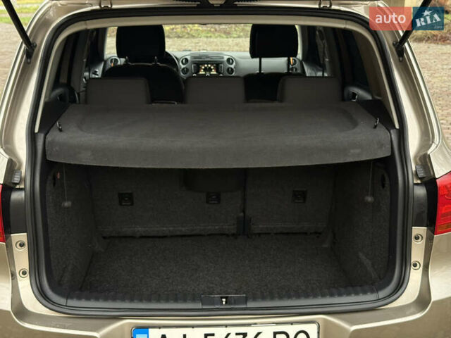 Коричневий Фольксваген Тігуан, об'ємом двигуна 2 л та пробігом 210 тис. км за 13900 $, фото 19 на Automoto.ua