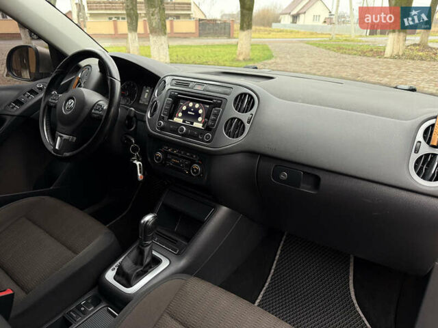 Коричневий Фольксваген Тігуан, об'ємом двигуна 2 л та пробігом 210 тис. км за 13900 $, фото 30 на Automoto.ua