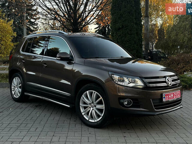 Коричневий Фольксваген Тігуан, об'ємом двигуна 2 л та пробігом 200 тис. км за 16650 $, фото 41 на Automoto.ua