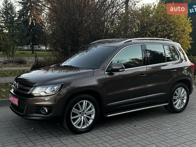 Коричневий Фольксваген Тігуан, об'ємом двигуна 2 л та пробігом 200 тис. км за 16650 $, фото 15 на Automoto.ua