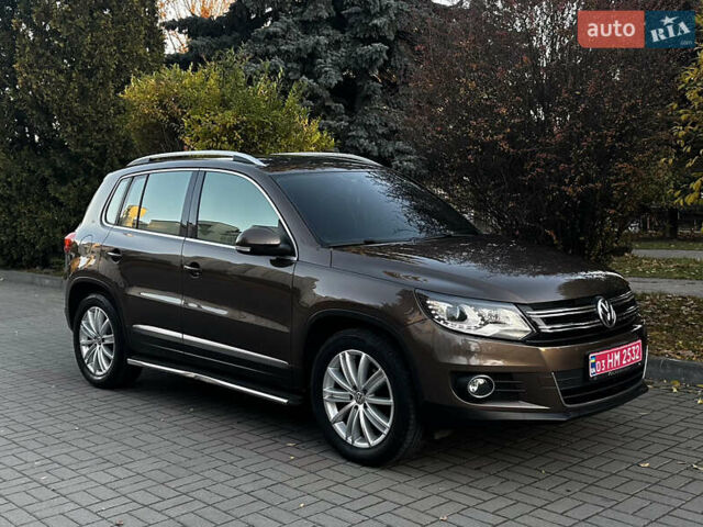 Коричневий Фольксваген Тігуан, об'ємом двигуна 2 л та пробігом 200 тис. км за 16650 $, фото 5 на Automoto.ua