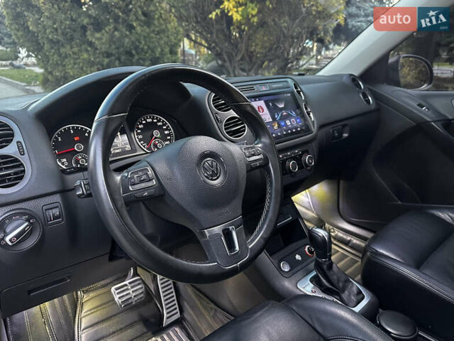 Коричневий Фольксваген Тігуан, об'ємом двигуна 2 л та пробігом 200 тис. км за 16650 $, фото 51 на Automoto.ua