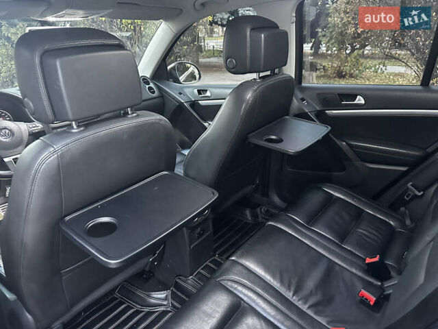 Коричневий Фольксваген Тігуан, об'ємом двигуна 2 л та пробігом 200 тис. км за 16650 $, фото 54 на Automoto.ua