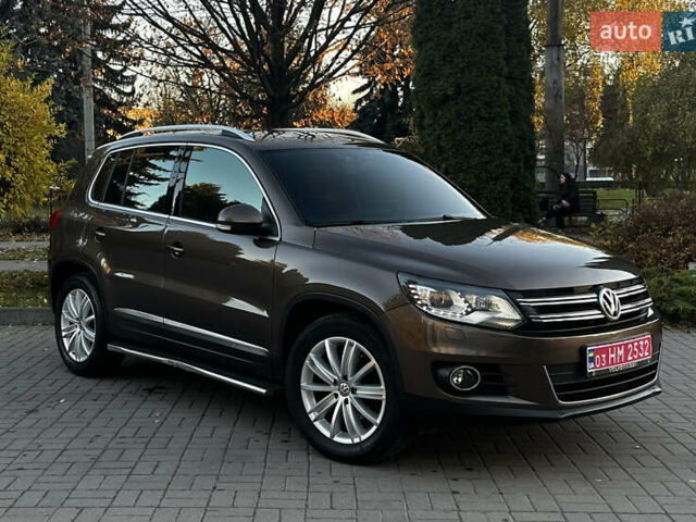 Коричневий Фольксваген Тігуан, об'ємом двигуна 2 л та пробігом 200 тис. км за 16650 $, фото 88 на Automoto.ua