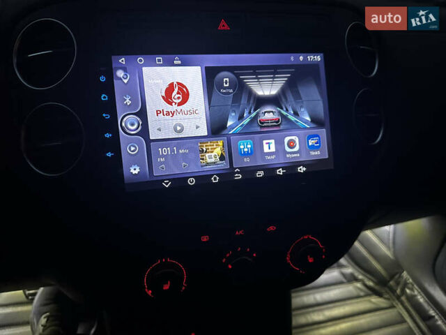 Коричневий Фольксваген Тігуан, об'ємом двигуна 2 л та пробігом 200 тис. км за 16650 $, фото 84 на Automoto.ua