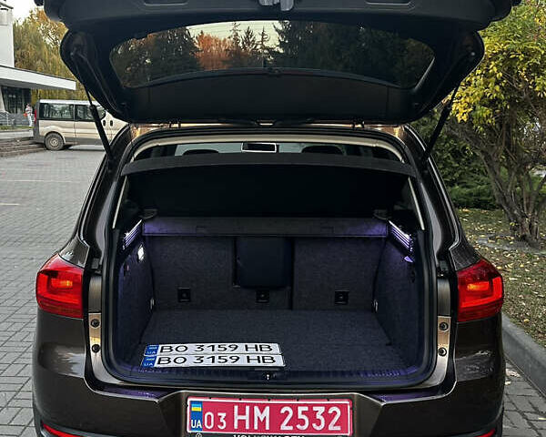 Коричневий Фольксваген Тігуан, об'ємом двигуна 2 л та пробігом 200 тис. км за 16650 $, фото 79 на Automoto.ua