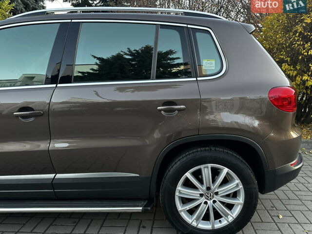 Коричневий Фольксваген Тігуан, об'ємом двигуна 2 л та пробігом 200 тис. км за 16650 $, фото 31 на Automoto.ua