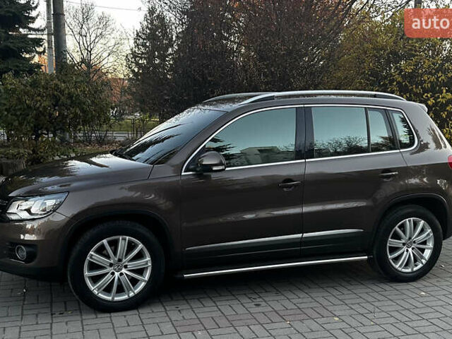 Коричневий Фольксваген Тігуан, об'ємом двигуна 2 л та пробігом 200 тис. км за 16650 $, фото 16 на Automoto.ua