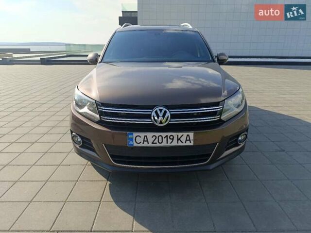 Коричневий Фольксваген Тігуан, об'ємом двигуна 2 л та пробігом 114 тис. км за 16900 $, фото 5 на Automoto.ua