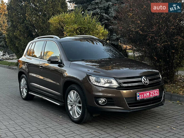 Коричневий Фольксваген Тігуан, об'ємом двигуна 2 л та пробігом 200 тис. км за 16650 $, фото 4 на Automoto.ua