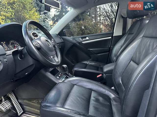 Коричневий Фольксваген Тігуан, об'ємом двигуна 2 л та пробігом 200 тис. км за 16650 $, фото 72 на Automoto.ua