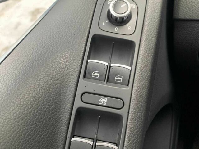 Коричневый Фольксваген Тигуан, объемом двигателя 2 л и пробегом 160 тыс. км за 16800 $, фото 18 на Automoto.ua