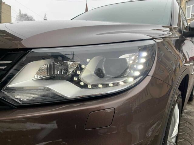 Коричневый Фольксваген Тигуан, объемом двигателя 2 л и пробегом 160 тыс. км за 16800 $, фото 8 на Automoto.ua