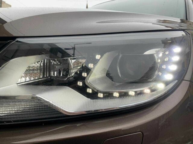 Коричневый Фольксваген Тигуан, объемом двигателя 2 л и пробегом 160 тыс. км за 16800 $, фото 7 на Automoto.ua