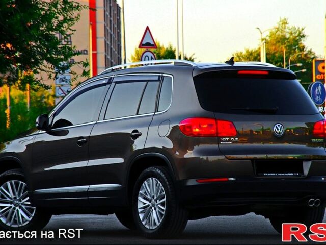 Коричневый Фольксваген Тигуан, объемом двигателя 2 л и пробегом 132 тыс. км за 16700 $, фото 3 на Automoto.ua