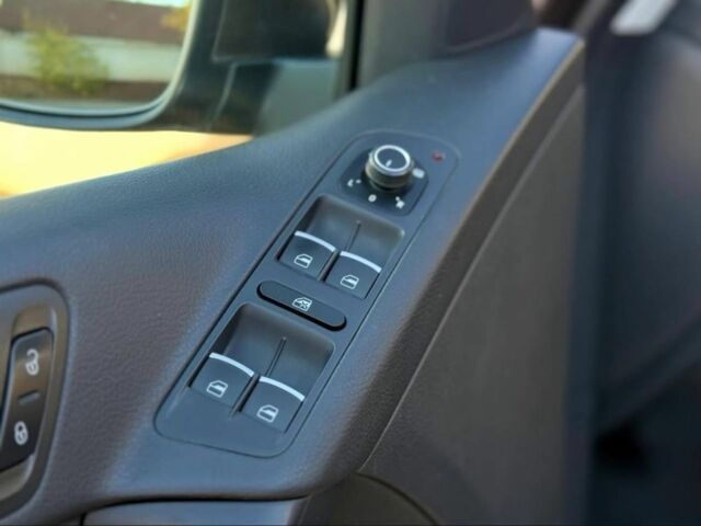 Коричневий Фольксваген Тігуан, об'ємом двигуна 2 л та пробігом 186 тис. км за 13850 $, фото 16 на Automoto.ua