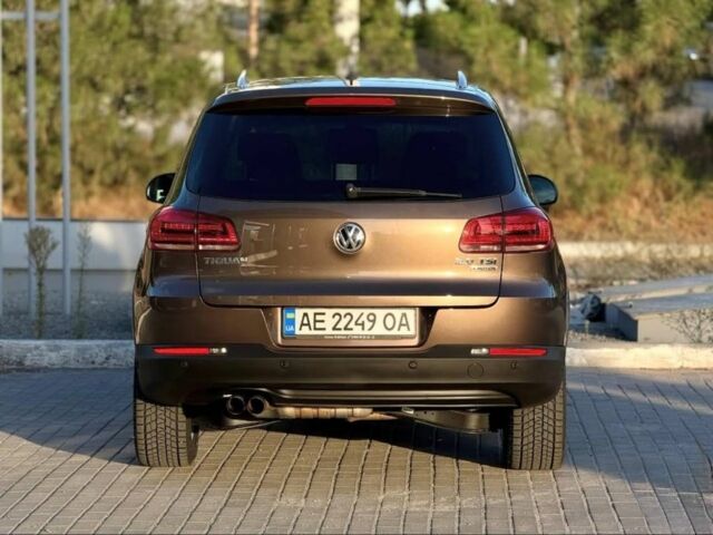 Коричневий Фольксваген Тігуан, об'ємом двигуна 2 л та пробігом 186 тис. км за 13850 $, фото 8 на Automoto.ua