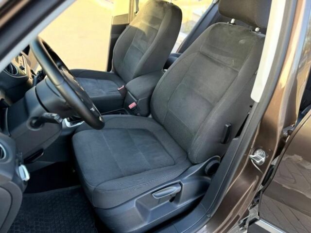 Коричневий Фольксваген Тігуан, об'ємом двигуна 2 л та пробігом 186 тис. км за 13850 $, фото 10 на Automoto.ua