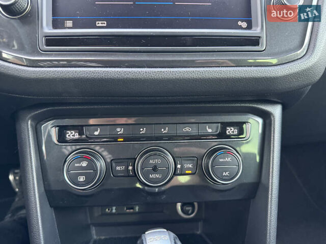 Коричневый Фольксваген Тигуан, объемом двигателя 1.97 л и пробегом 156 тыс. км за 24900 $, фото 55 на Automoto.ua