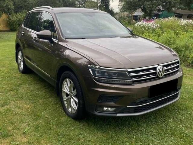 Коричневий Фольксваген Тігуан, об'ємом двигуна 0 л та пробігом 86 тис. км за 10500 $, фото 1 на Automoto.ua