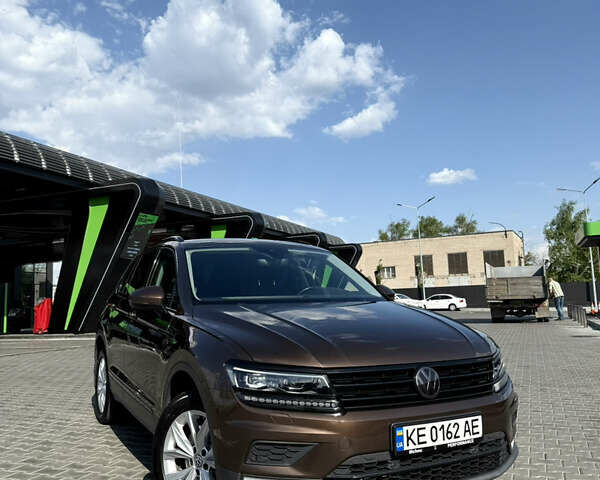 Коричневый Фольксваген Тигуан, объемом двигателя 1.98 л и пробегом 193 тыс. км за 21200 $, фото 2 на Automoto.ua