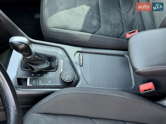 Коричневый Фольксваген Тигуан, объемом двигателя 1.98 л и пробегом 193 тыс. км за 21200 $, фото 30 на Automoto.ua