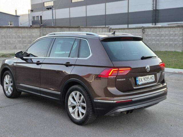 Коричневый Фольксваген Тигуан, объемом двигателя 2 л и пробегом 280 тыс. км за 22800 $, фото 5 на Automoto.ua