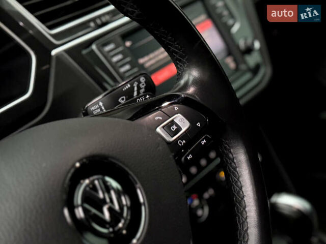 Коричневый Фольксваген Тигуан, объемом двигателя 1.97 л и пробегом 205 тыс. км за 19990 $, фото 15 на Automoto.ua