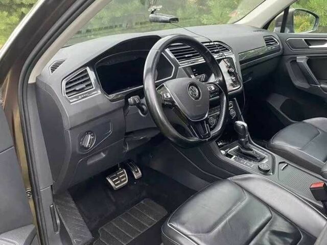 Коричневий Фольксваген Тігуан, об'ємом двигуна 0 л та пробігом 86 тис. км за 10500 $, фото 9 на Automoto.ua