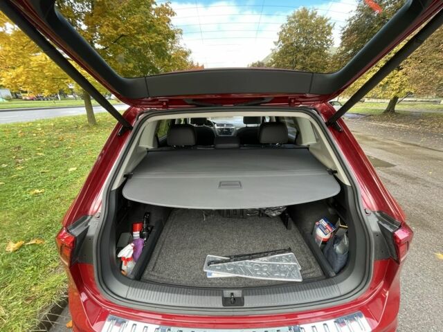 Красный Фольксваген Тигуан, объемом двигателя 2 л и пробегом 75 тыс. км за 19600 $, фото 11 на Automoto.ua