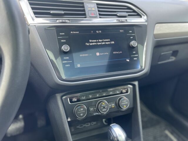 Красный Фольксваген Тигуан, объемом двигателя 2 л и пробегом 75 тыс. км за 19600 $, фото 15 на Automoto.ua