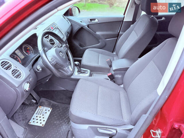 Червоний Фольксваген Тігуан, об'ємом двигуна 1.98 л та пробігом 218 тис. км за 8999 $, фото 15 на Automoto.ua