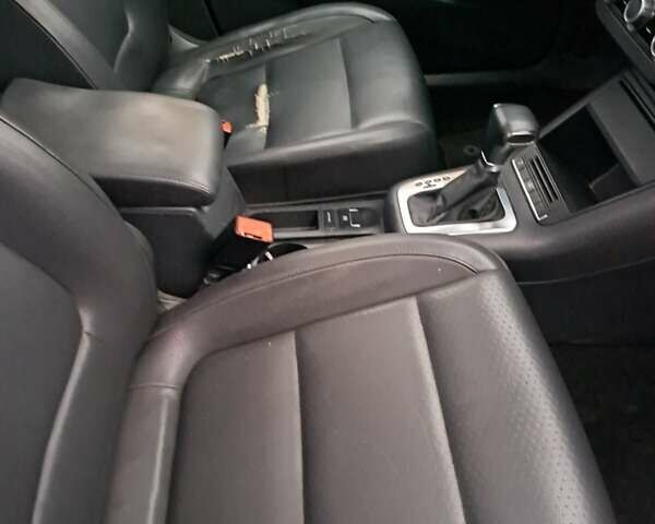 Красный Фольксваген Тигуан, объемом двигателя 1.98 л и пробегом 196 тыс. км за 9500 $, фото 14 на Automoto.ua