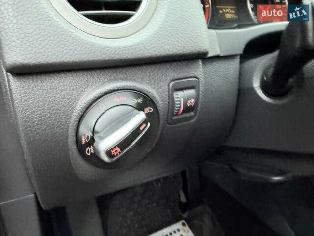 Червоний Фольксваген Тігуан, об'ємом двигуна 1.98 л та пробігом 218 тис. км за 8999 $, фото 34 на Automoto.ua