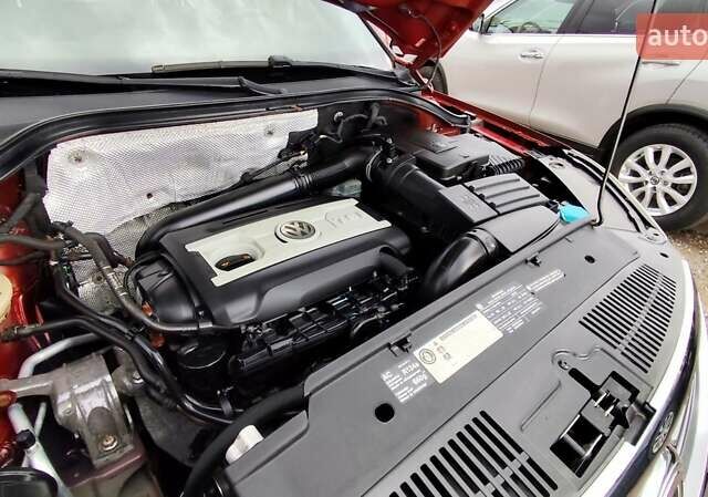 Красный Фольксваген Тигуан, объемом двигателя 2 л и пробегом 200 тыс. км за 10999 $, фото 28 на Automoto.ua