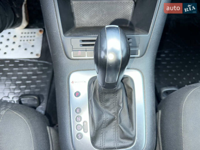 Червоний Фольксваген Тігуан, об'ємом двигуна 1.98 л та пробігом 218 тис. км за 8999 $, фото 40 на Automoto.ua