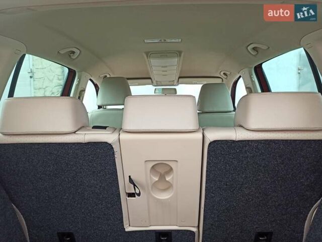 Красный Фольксваген Тигуан, объемом двигателя 1.98 л и пробегом 270 тыс. км за 9000 $, фото 18 на Automoto.ua